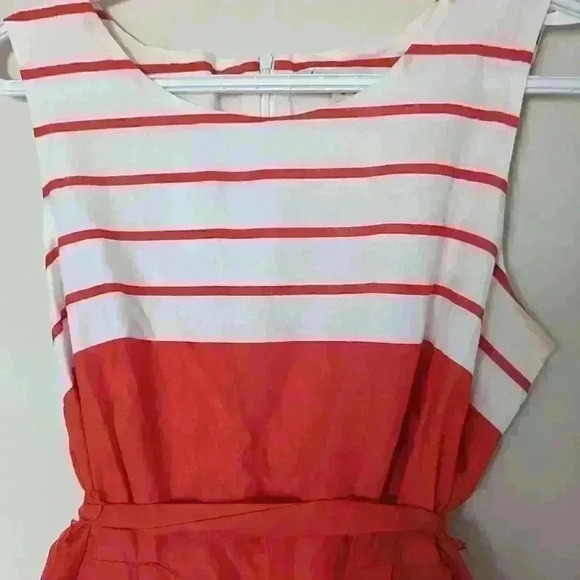 CLEO Petites, Stripped Dress with  Belt. Red, white and black, size 10 - Picture 2 of 7